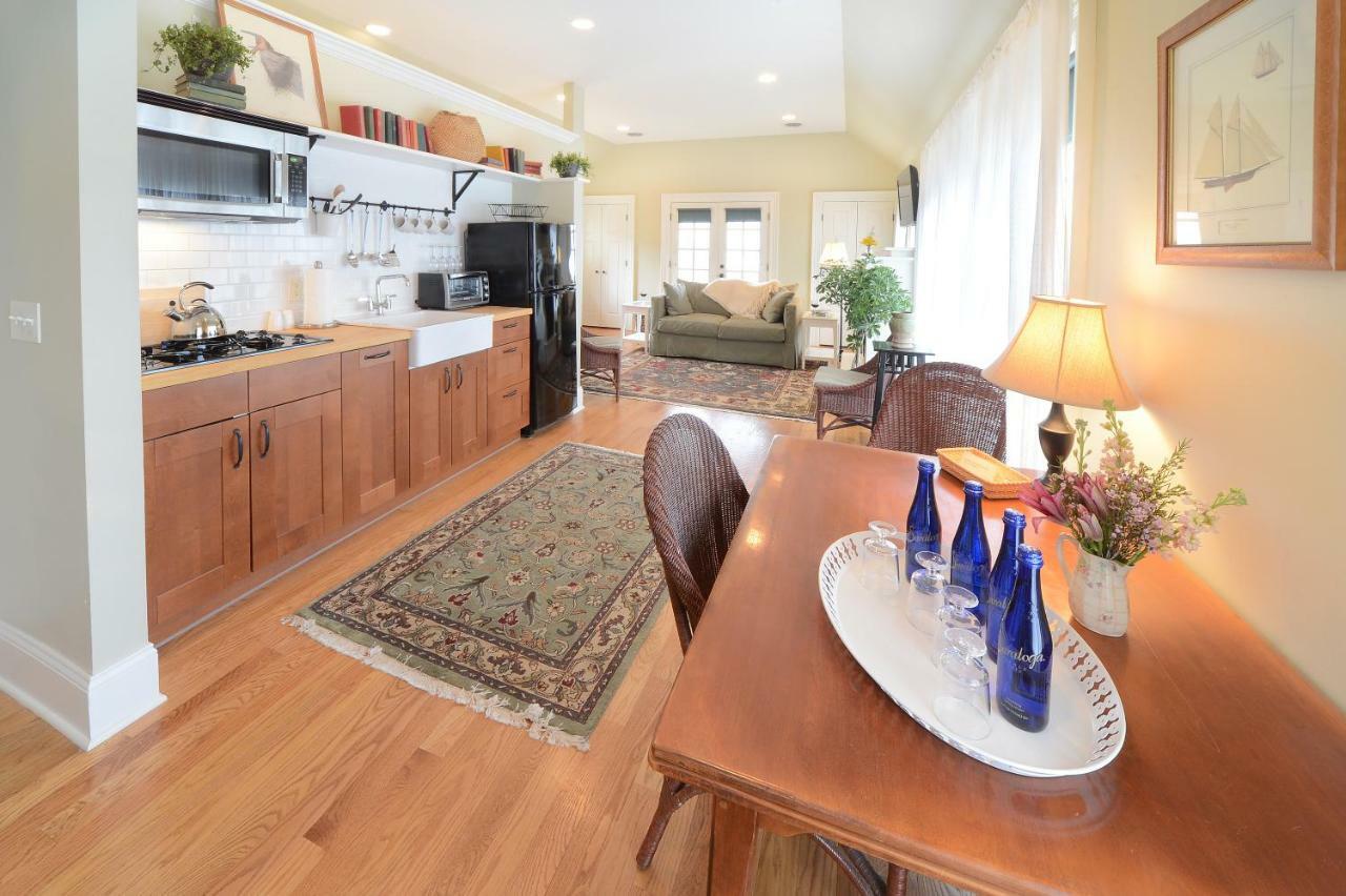 The Springwater Bed And Breakfast ซาราโทกาสปริงส์ ภายนอก รูปภาพ