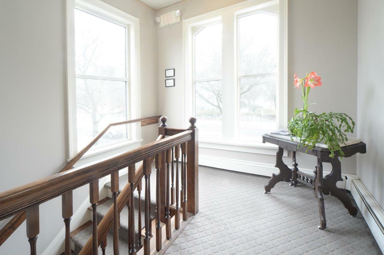 The Springwater Bed And Breakfast ซาราโทกาสปริงส์ ภายนอก รูปภาพ