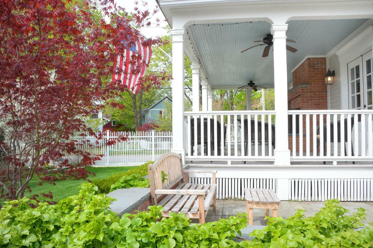 The Springwater Bed And Breakfast ซาราโทกาสปริงส์ ภายนอก รูปภาพ