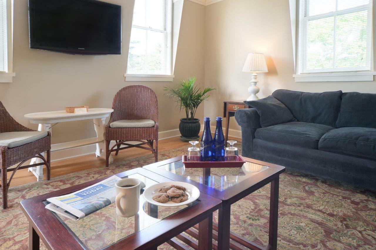 The Springwater Bed And Breakfast ซาราโทกาสปริงส์ ภายนอก รูปภาพ
